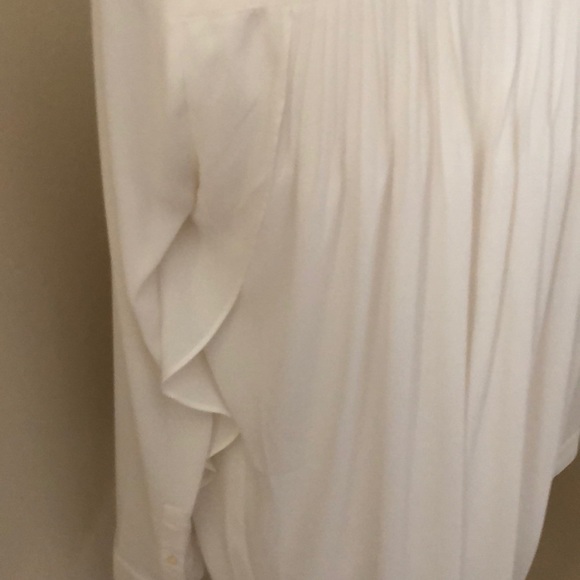 Express - ivory button up with soft pleats - Picture 7 of 11
